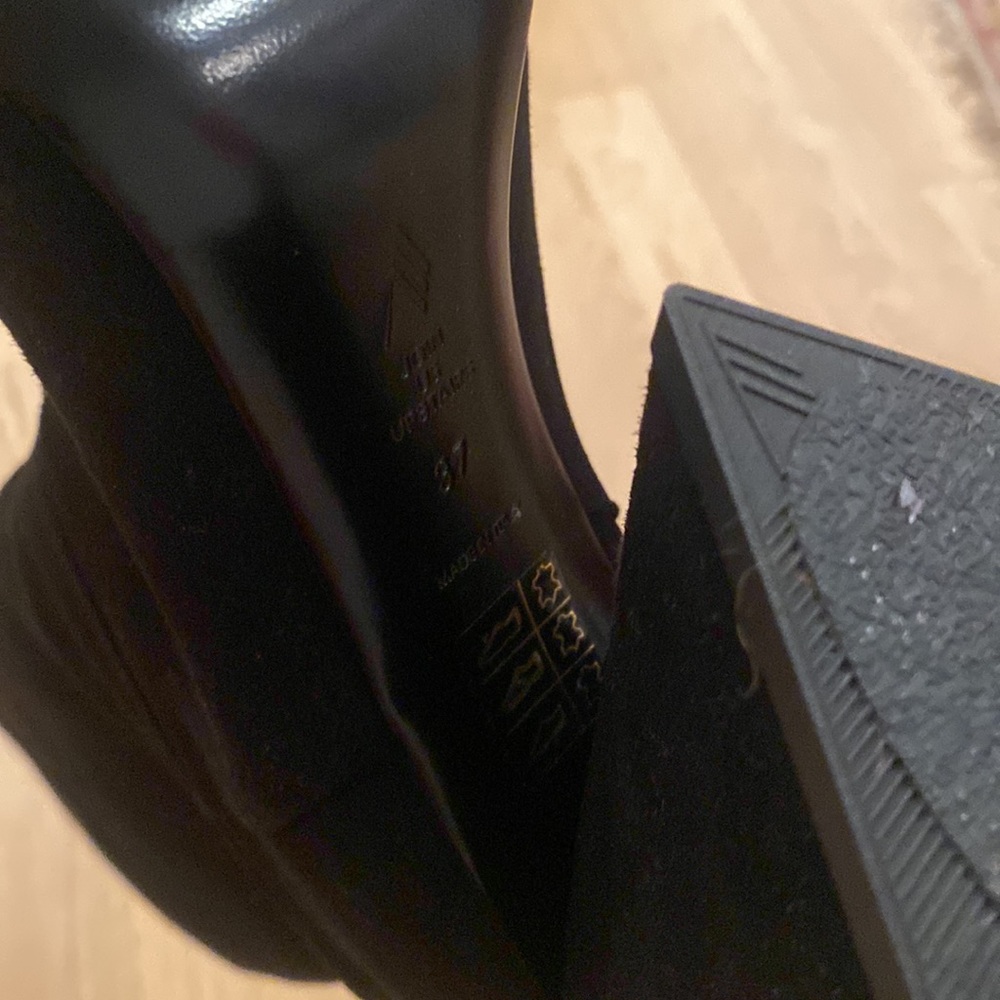 The Attico Devon Tall Suede Boots - Picture 6 of 7